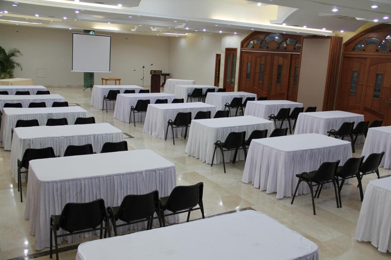 Hotel Tativan Βαγιεντουπάρ Εξωτερικό φωτογραφία
